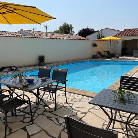 Les Pertuis Rochelais Bed & Breakfast Perigny  Exterior photo
