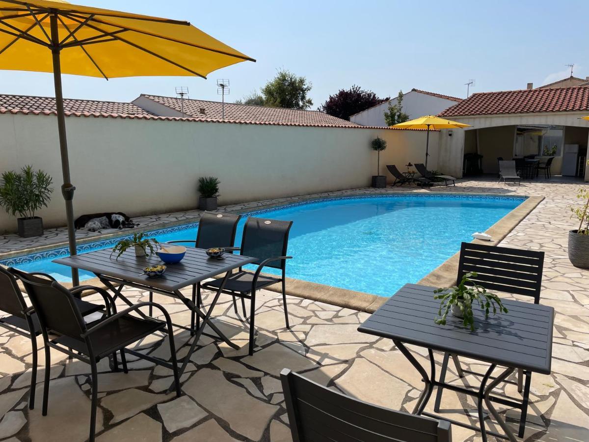 Les Pertuis Rochelais Bed & Breakfast Perigny  Exterior photo